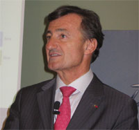 Президент и главный исполнительный директор Dassault Systemes Бернар Шарле (Bernard Charles) 